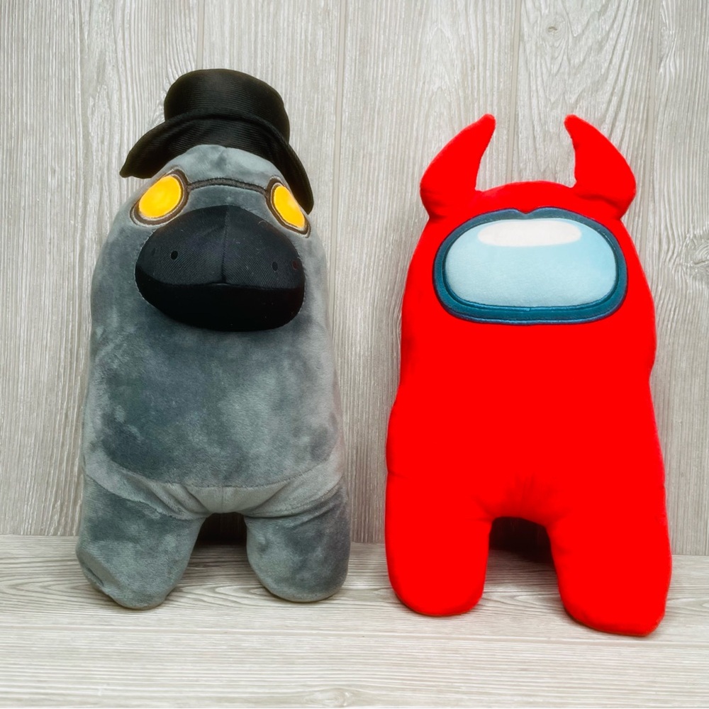 Authentic Among Us Rare Black Plague Doctor plush & red crewmate stuffed animal